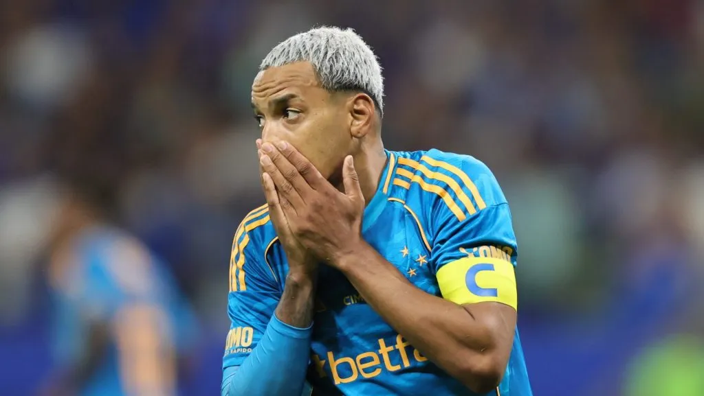 Matheus Pereira no Cruzeiro. Foto: Gilson Lobo/AGIF