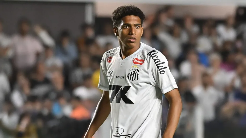 Souza vem sendo monitorado por clubes ingleses – Foto: Jota Erre/AGIF