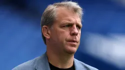 Dono do Chelsea quer contratar joia da base do Santos