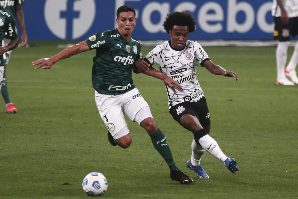 Renan foi revelado pelo Palmeiras - Foto: Ettore Chiereguini/AGIF.