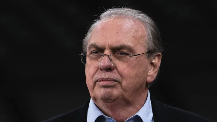Osmar Stabile durante partida na Neo Química Arena.