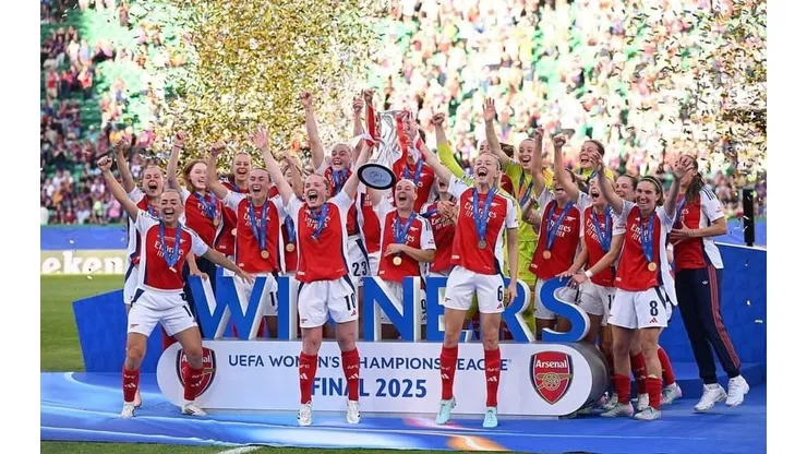 Arsenal campeão da temporada. Foto: Divulgação/Arsenal