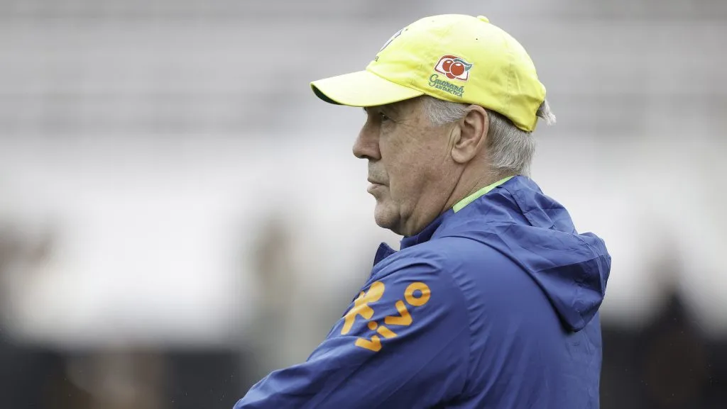 Carlo Ancelotti recebeu apoio de Ibrahimovic - Foto: Rafael Ribeiro/CBF