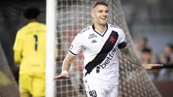 Vegetti comemora gol contra o Corinthians (Matheus Lima/Vasco)