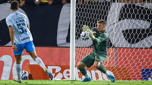 Gabriel Grando em partida contra o Bragantino (LUCAS UEBEL/GREMIO FBPA)