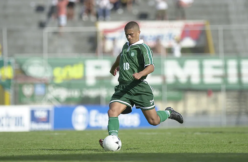 Alex foi um dos destaques do Palmeiras da Libertadores de 1999 Credit: Allsport UK/ALLSPORT