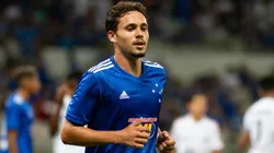 Maurício iniciou sua carreira entre os profissionais jogando pelo Cruzeiro.