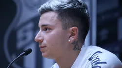 Barreal durante sua apresentação em fevereiro, na Vila Belmiro.