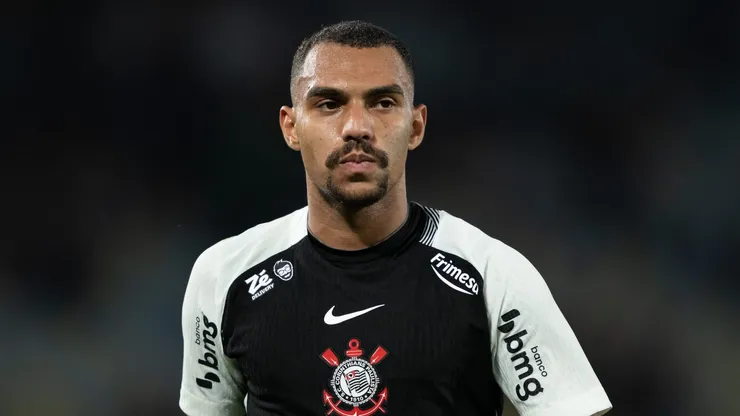 Matheuzinho durante último jogo do Timão no Maracanã
