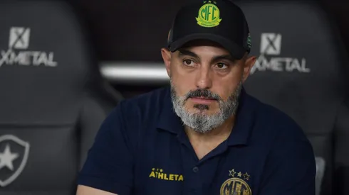 Rafael Guanaes, técnico do Mirassol, falou sobre o Fluminense e Thiago Silva. Foto: Thiago Ribeiro/AGIF