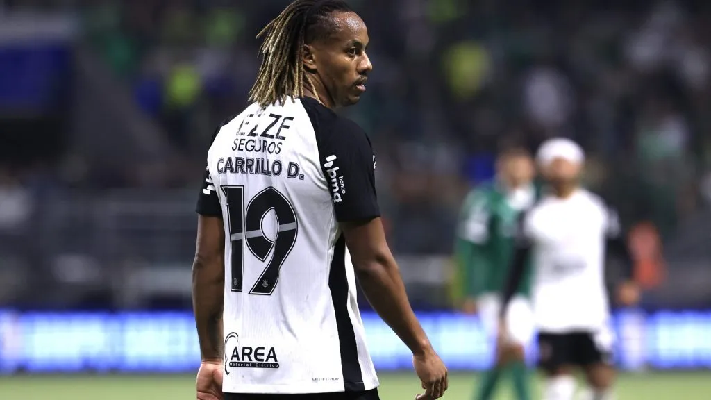Andre Carrillo jogador do Corinthians durante partida contra o Palmeiras no estadio Arena Allianz Parque pelo campeonato Copa Do Brasil 2025. Foto: Marcello Zambrana/AGIF