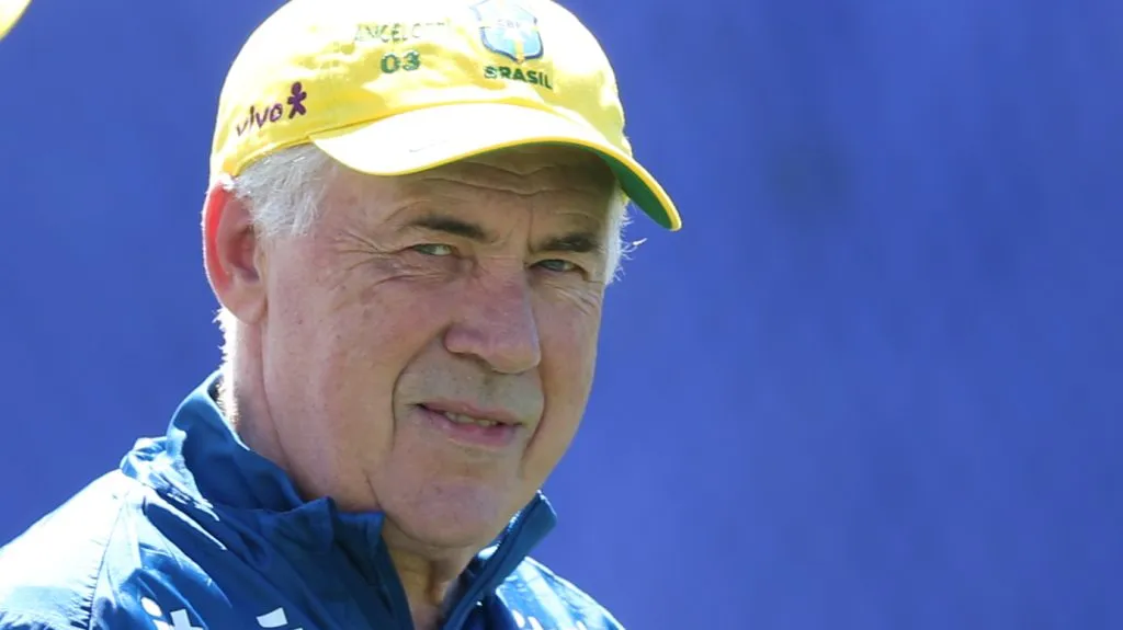 Carlo Ancelotti - Foto: Marlon Costa/AGIF.