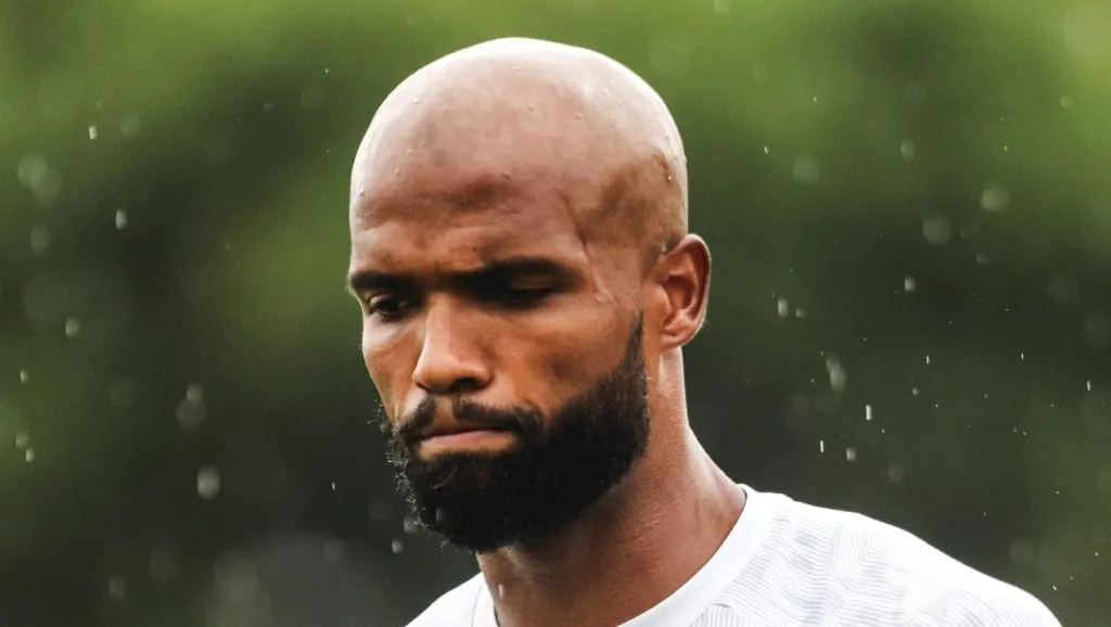 Foto: Reinaldo Campos/AGIF – Messias fez parte do elenco do SFC que foi rebaixado em 2023.