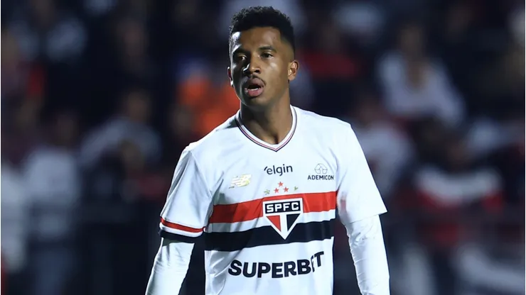 SP - SAO PAULO - 31/07/2025 - COPA DO BRASIL 2025, SAO PAULO X ATHLETICO-PR - Marcos Antonio jogador do Sao Paulo durante partida contra o Athletico-PR no estadio Morumbi pelo campeonato Copa Do Brasil 2025. Foto: Marcello Zambrana/AGIF
