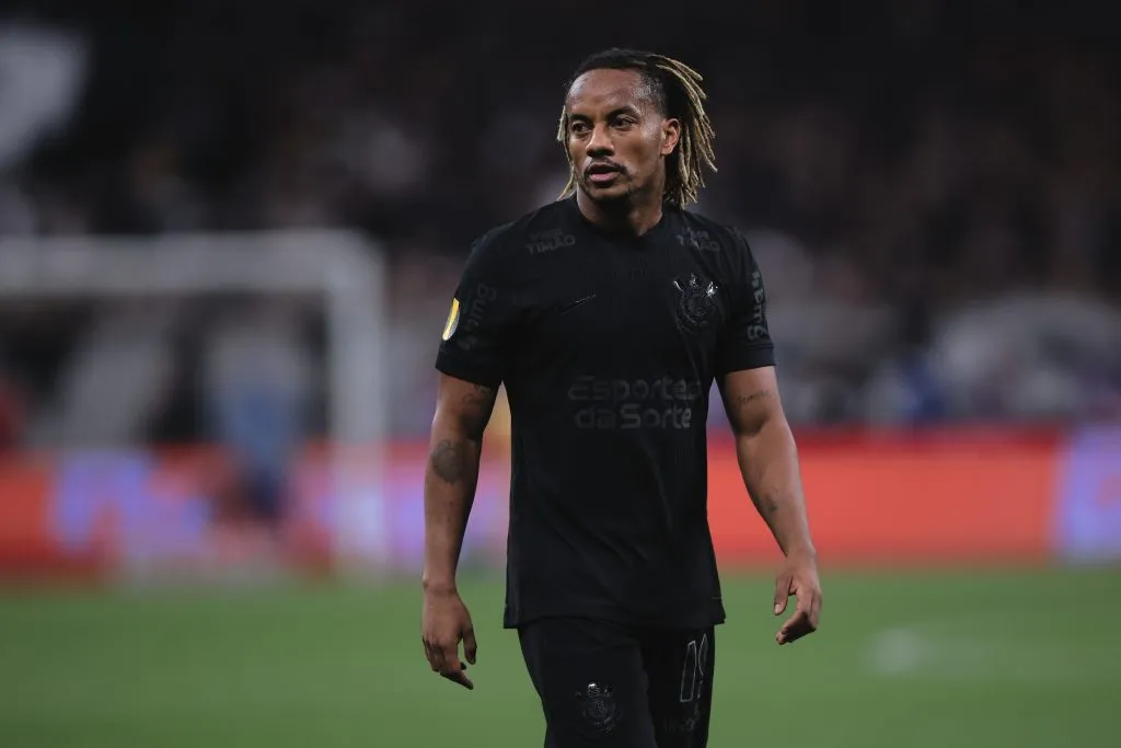 André Carrillo está em processo final de recuperação de lesão no tornozelo e é esperado em novembro no Corinthians – Foto: Ettore Chiereguini/AGIF