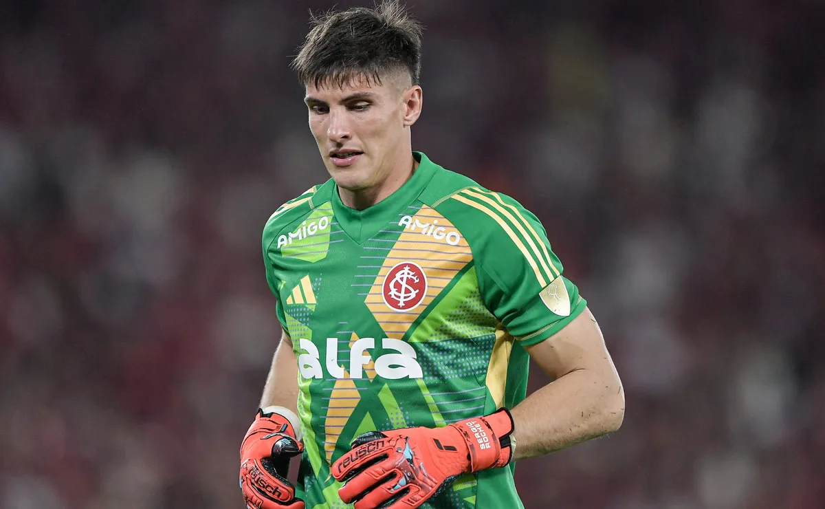 Rochet enfrenta terceira lesão e segue fora de grande parte da temporada