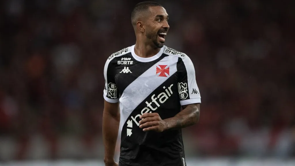 Paulo Henrique é um dos destaques do Vasco nesta temporada – Foto: Thiago Ribeiro/AGIF
