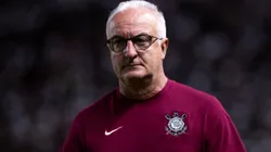 Dorival Junior tecnico do Corinthians durante partida contra o Sport no estadio Ilha do Retiro pelo campeonato Brasileiro A 2025. Foto: Rafael Vieira/AGIF
