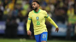 Matheus Cunha em ação pela Seleção Brasileira - Foto: Marlon Costa/AGIF