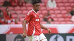 Victor Gabriel jogador do Internacional durante partida contra o Ceara no estadio Beira-Rio pelo campeonato Brasileiro A 2025. Foto: Maxi Franzoi/AGIF