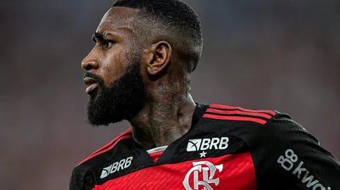 Gerson durante partida entre Flamengo e Bahia, no Maracanã, pela Copa do Brasil 2024.