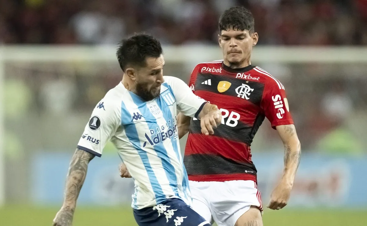 Titular do Racing chora e vira dúvida contra o Flamengo