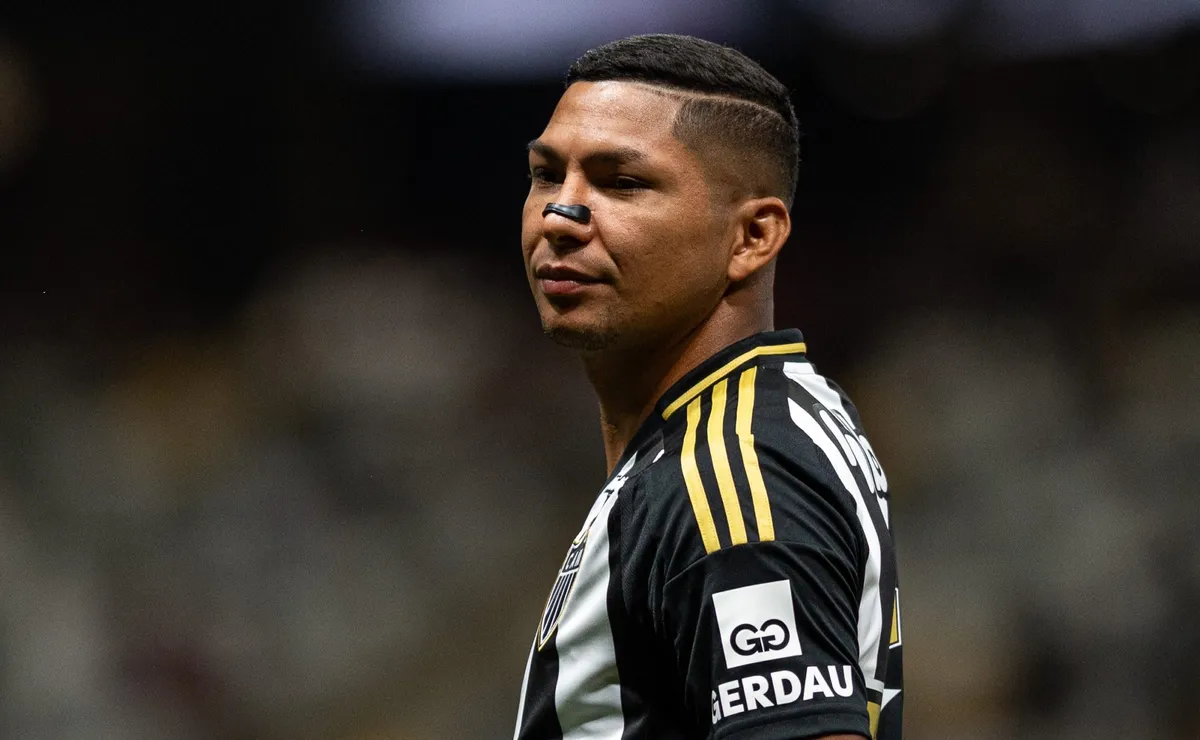 Tony Rony Rony demonstra otimismo e busca presença no clássico contra o Cruzeiro