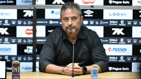 Alexandre Mattos é o responsável pelo departamento de futebol do Peixe