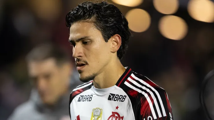 Titularidade de Pedro após a Data Fifa vira tema central para a torcida do Flamengo.