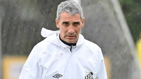 Vojvoda durante treino no Peixe