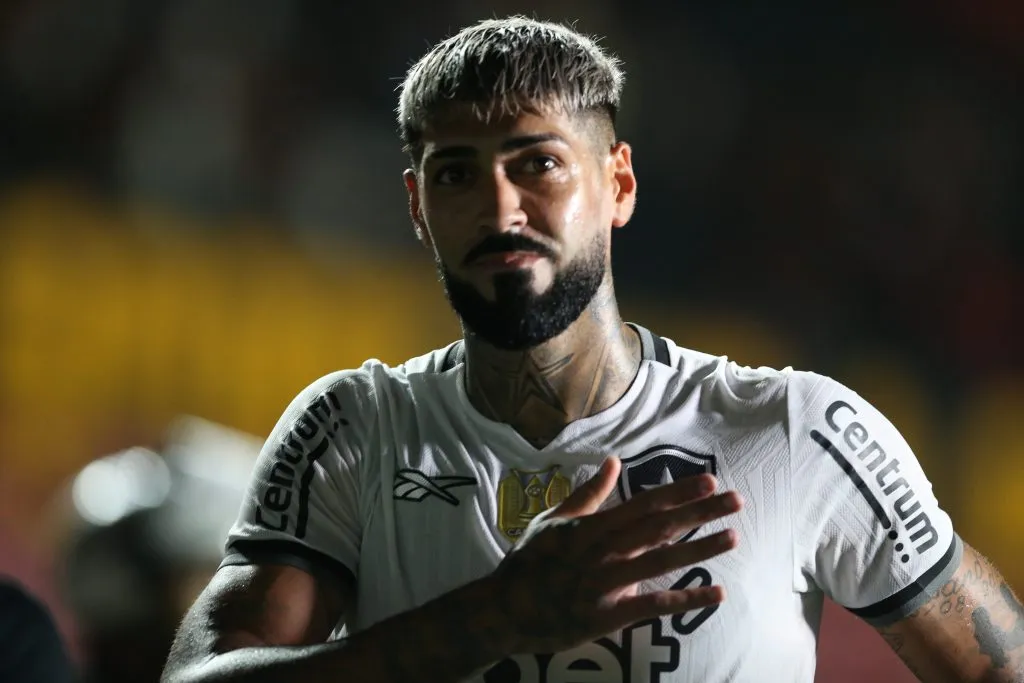 Barboza revela que quase saiu do Botafogo no início. Foto: Marlon Costa/AGIF