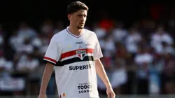 SP - SAO PAULO - 05/10/2025 - BRASILEIRO A 2025, SAO PAULO X PALMEIRAS - Pablo Maia jogador do Sao Paulo durante partida contra o Palmeiras no estadio Morumbi pelo campeonato Brasileiro A 2025. Foto: Marcello Zambrana/AGIF