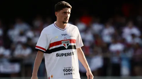 SP - SAO PAULO - 05/10/2025 - BRASILEIRO A 2025, SAO PAULO X PALMEIRAS - Pablo Maia jogador do Sao Paulo durante partida contra o Palmeiras no estadio Morumbi pelo campeonato Brasileiro A 2025. Foto: Marcello Zambrana/AGIF