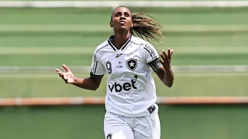 Fernanda Tipa comemora vitória pelo Botafogo. Foto: Arthur Barreto/Botafogo