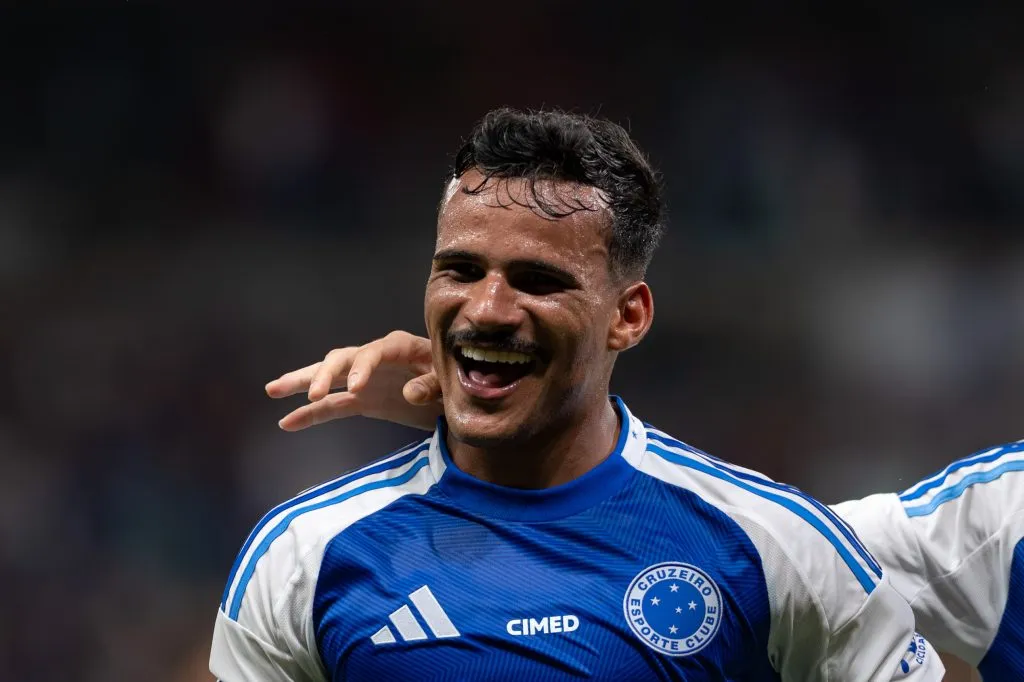 Kaiki é um dos titulares absolutos do Cruzeiro de Leonardo Jardim ao longo do ano – Foto: Alessandra Torres/AGIF