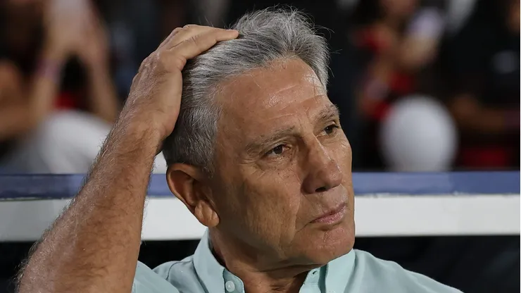 Renato Portaluppi, técnico do Grêmio em partida pelo campeonato brasileiro (Foto: Wagner Meier/Getty Images)