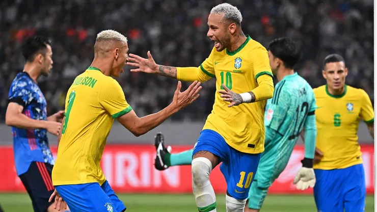 Neymar decidiu para o Brasil no último encontro contra os japoneses (Photo by Kenta Harada)