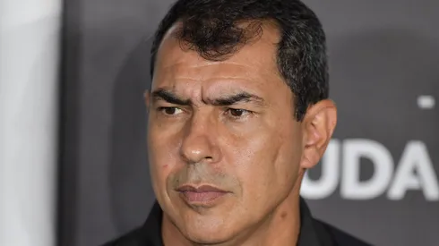 Fábio Carille é anunciado como novo treinador do Goiás na Série B.