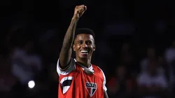 SP - SAO PAULO - 20/04/2025 - BRASILEIRO A 2025, SAO PAULO X SANTOS - Marcos Antonio jogador do Sao Paulo comemora vitoria ao final da partida contra o Santos no estadio Morumbi pelo campeonato Brasileiro A 2025. Foto: Marcello Zambrana/AGIF