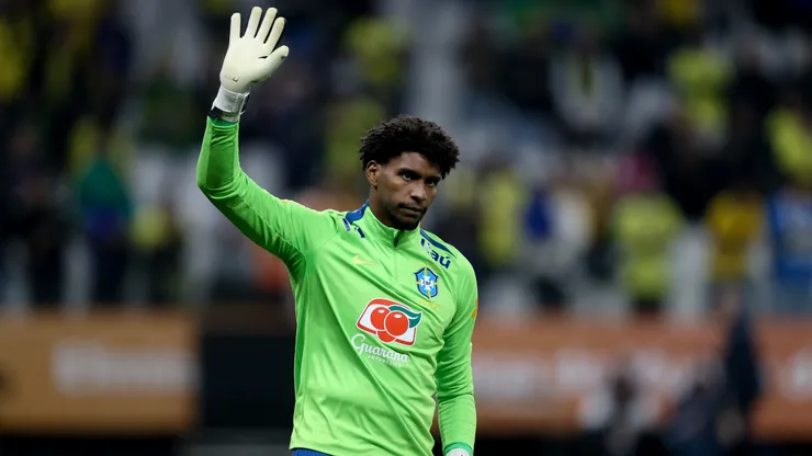 Hugo Souza teve atuação ruim pela Seleção Brasileira - Foto: Marlon Costa/AGIF