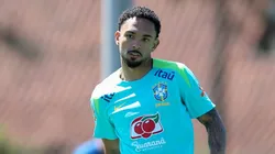 Vitinho será ausência no clássico por conta de logística