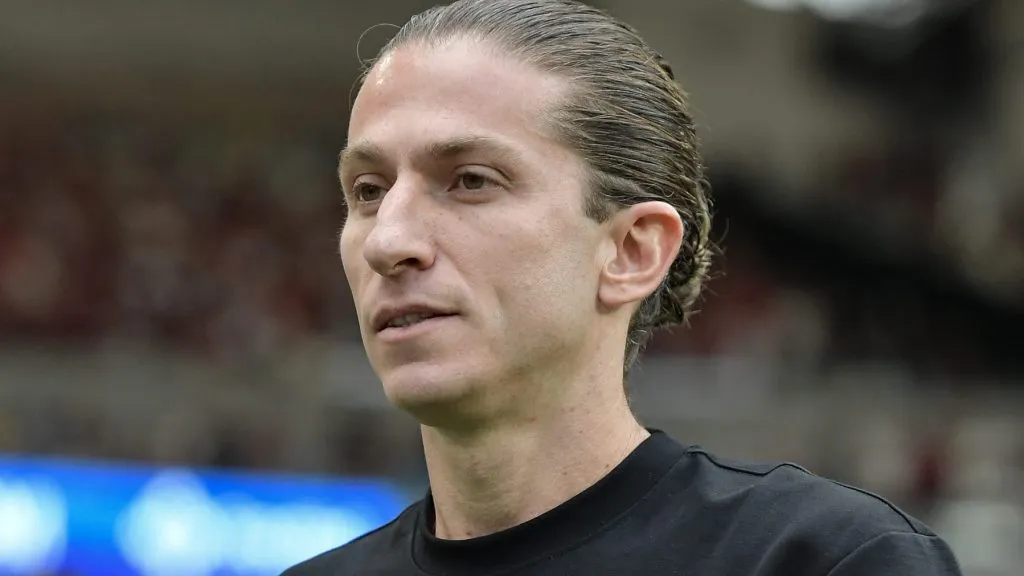 Filipe Luís durante partida. Foto: Thiago Ribeiro/AGIF