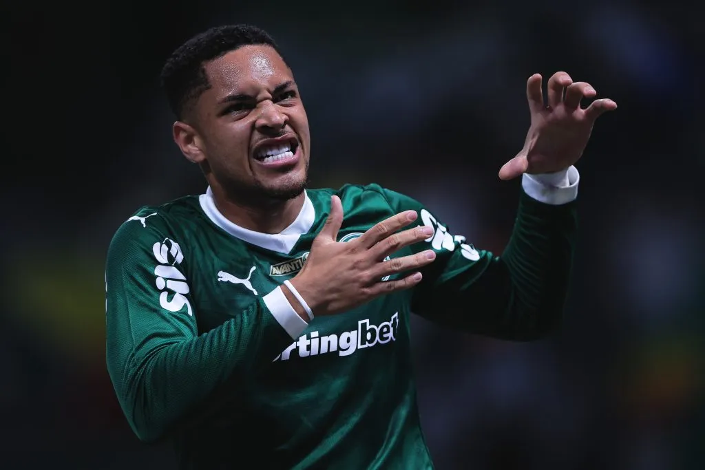 Vitor Roque vive momento positivo pelo Alviverde. Foto: Ettore Chiereguini/AGIF