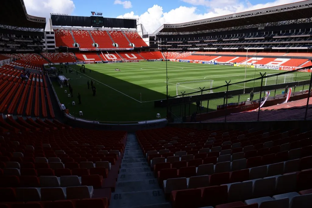 Conmebol deve definir se LDU x Palmeiras será mantido em Quito ou mudará de local – Foto: Franklin Jacome/Getty Images