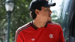 Pedro durante a chegada do Flamengo na Filadélfia, durante o Mundial de Clubes. Foto: Gilvan de Souza/CRF