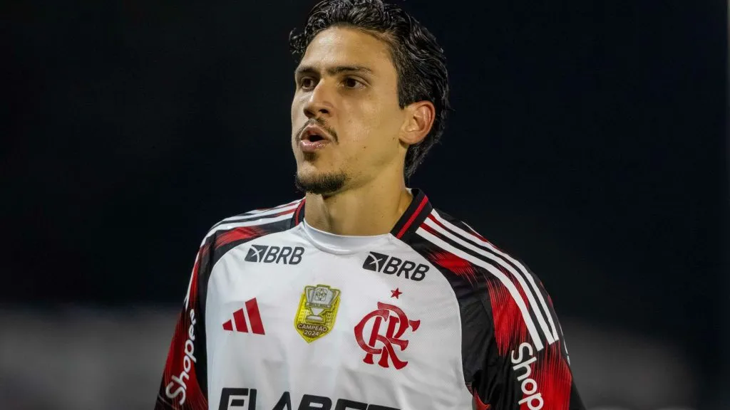 Pedro durante partida. Foto: Joisel Amaral/AGIF