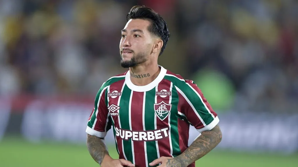 Lucho Acosta é dúvida no Fluminense diante do Juventude – Foto: Thiago Ribeiro/AGIF