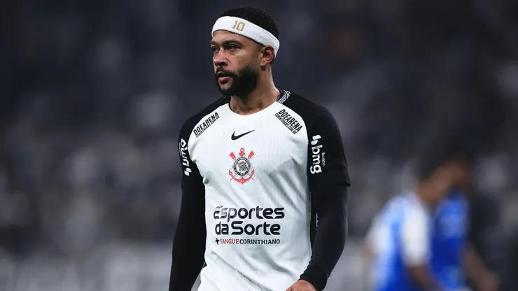Memphis retorna e mira marca de 10 jogos de invencibilidade no Corinthians contra o Santos - Foto Ettore ChiereguiniAGIF
