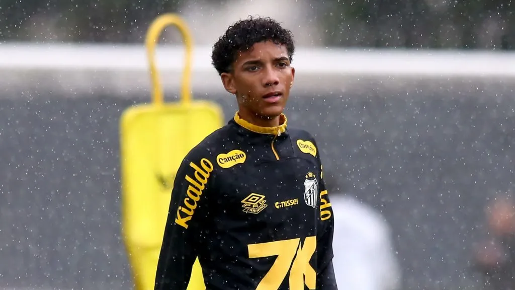 Robinho Jr. em treino no Santos. Foto: Mauricio De Souza/AGIF