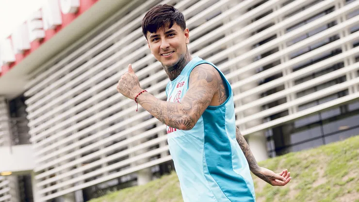 Pulgar em treino no Ninho do Urubu